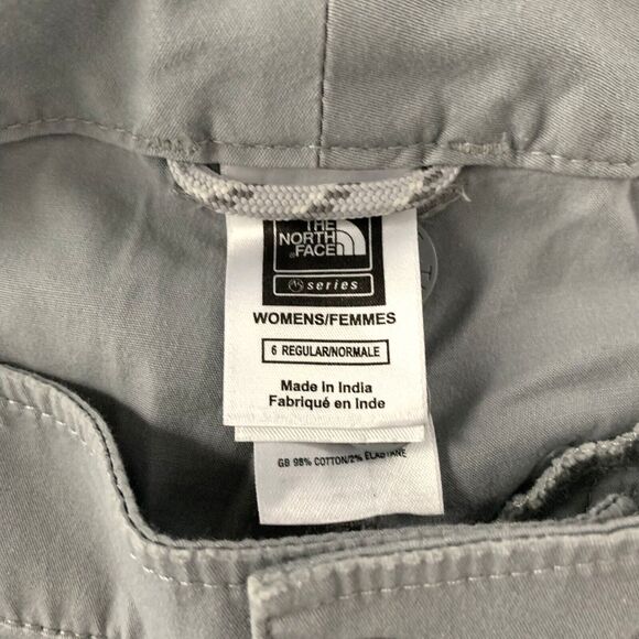 The North Face A5 Cargo Pants Womens 6 Roll Cuff Crop Gray Cotton Hiking - Picture 3 of 10